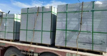 洛阳 芝麻白花岗岩地铺石装车日常