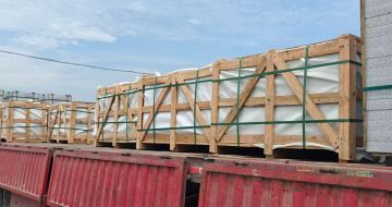 洛阳 芝麻白花岗岩地铺石出口专车-泰国游