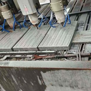 洛阳 芝麻白花岗岩荔枝面盲道雕刻