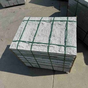 洛阳 白麻花岗岩石材自然面蘑菇石成品