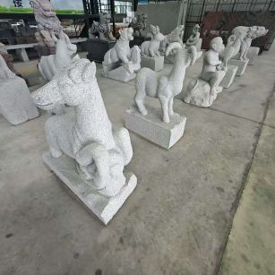 洛阳 芝麻白花岗岩造型立体雕刻——十二生肖