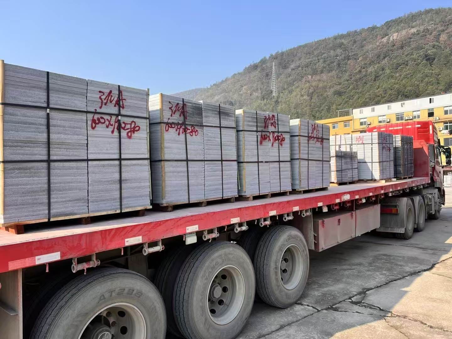 洛阳 芝麻灰地铺石出货日常