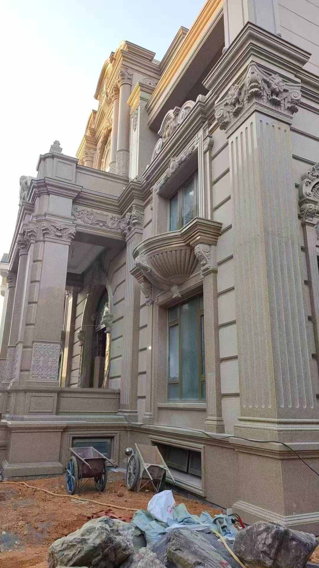 洛阳 黄金麻花岗岩光面别墅外墙干挂施工完成