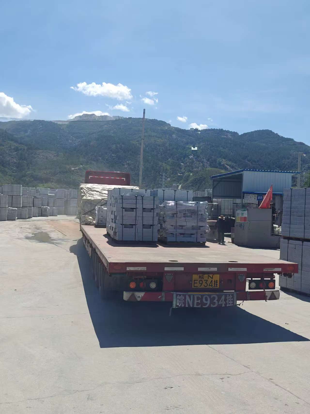 洛阳 芝麻白仿形路沿石，直形路沿石