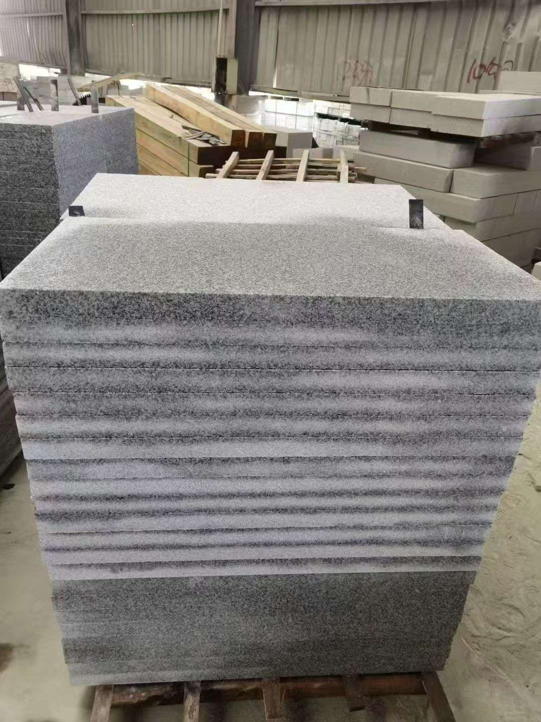 洛阳 芝麻白5公分火烧地铺成品，900*400，规格可定制