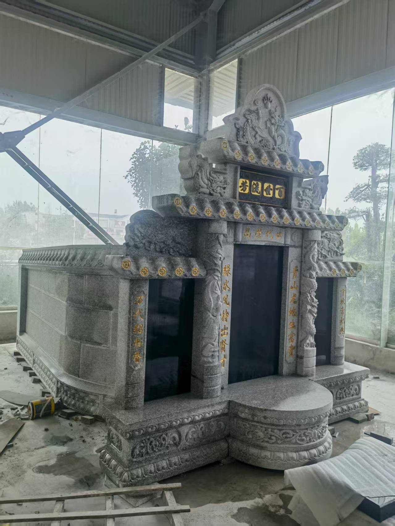 洛阳 芝麻白墓碑效果展示图