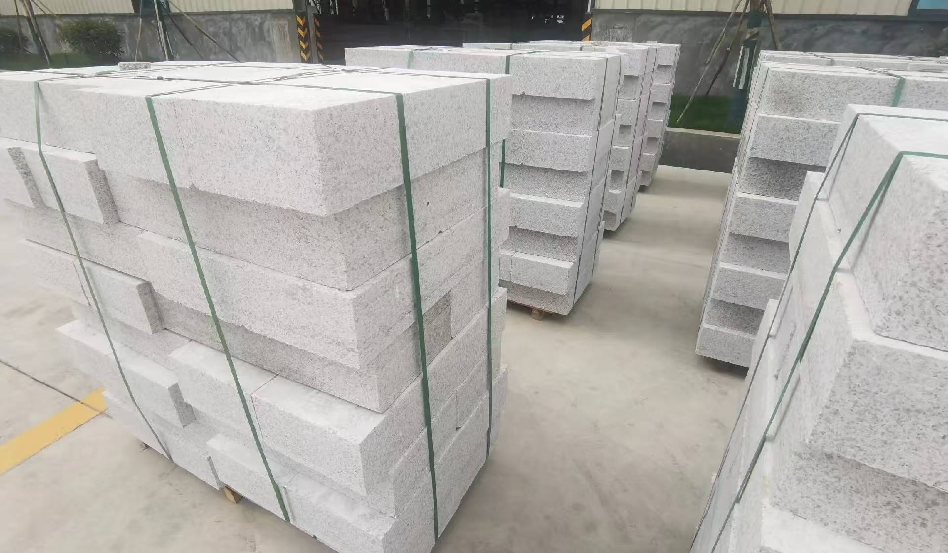 洛阳 白麻花岗岩路沿石，立缘石，平缘石，路牙石，道牙石，马路牙子等