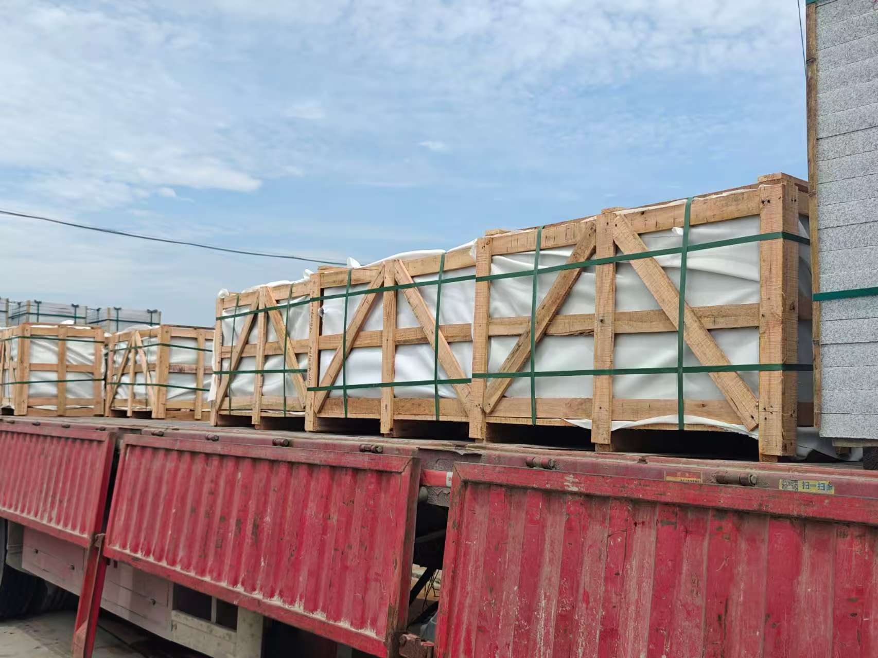 洛阳 芝麻白花岗岩地铺石出口专车-泰国游