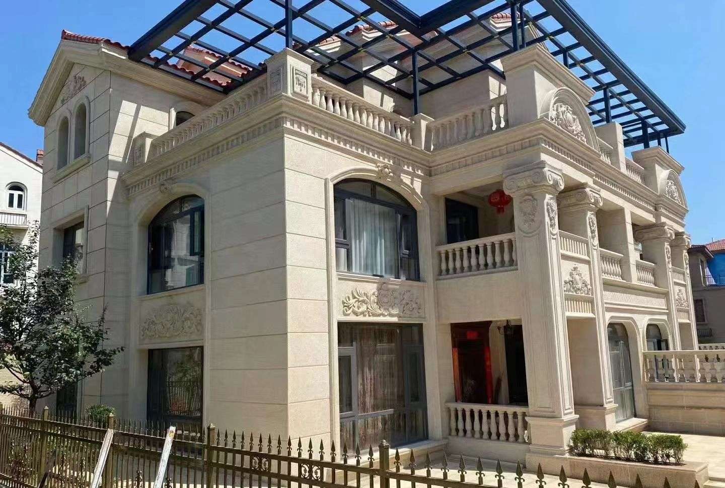 洛阳 黄金麻花岗岩荔枝面别墅外墙干挂