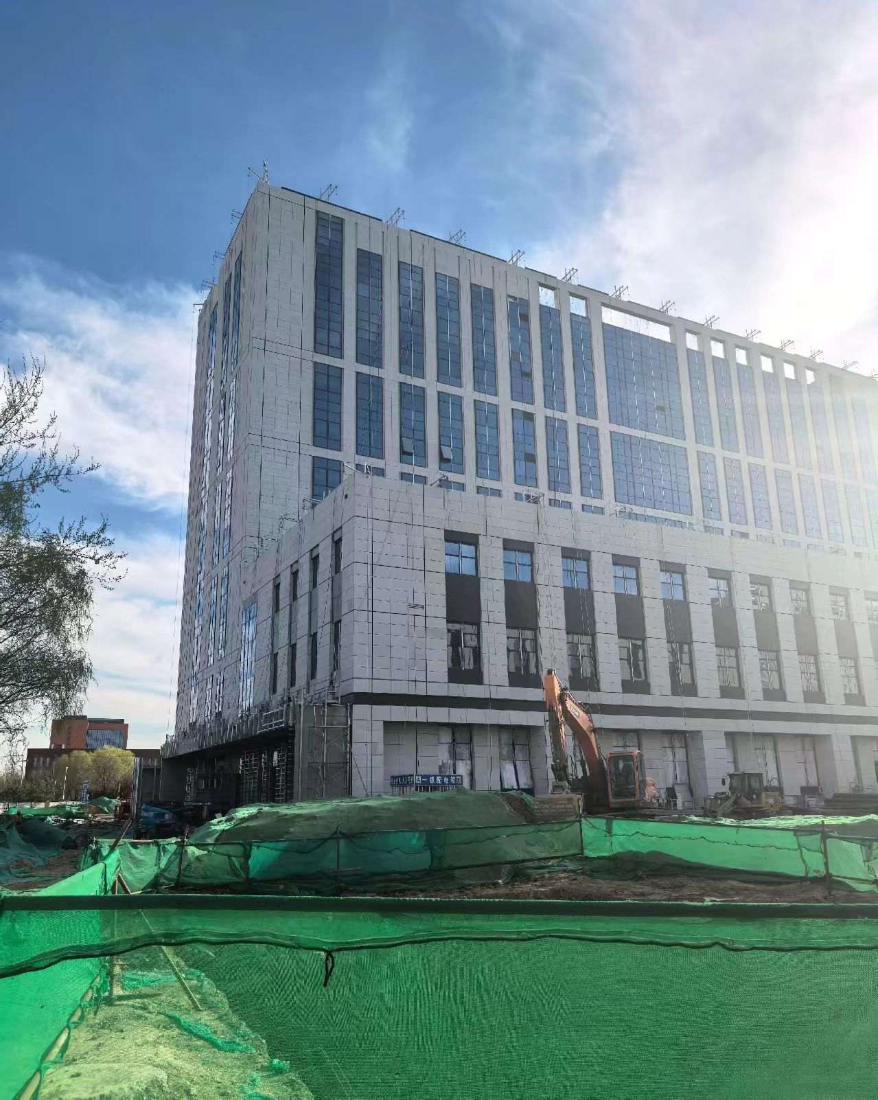 洛阳 白麻花岗岩石材外墙干挂